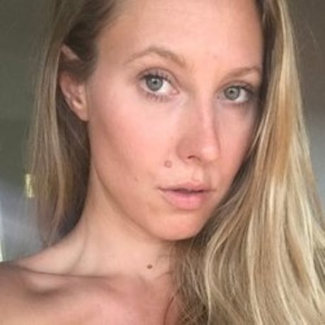 RACHEL SEXTON erotic model picture