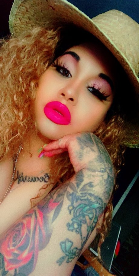 Dominican Delight hot model pics