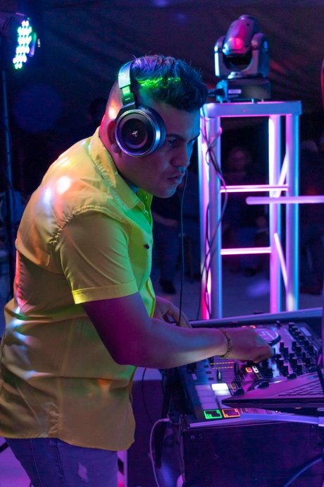 DJ RONALD model erotic image