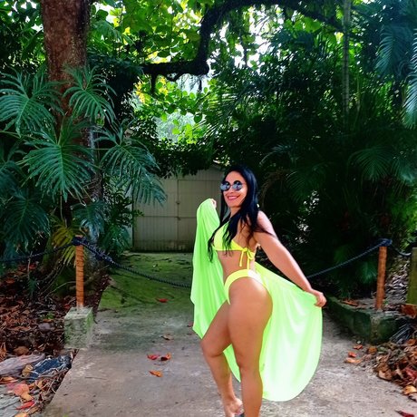 Brunna Fernanda pornographic model pic