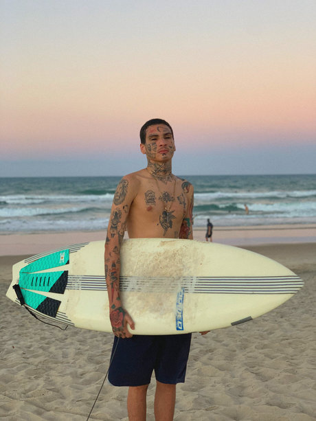 Bruno D Luca model pretty img