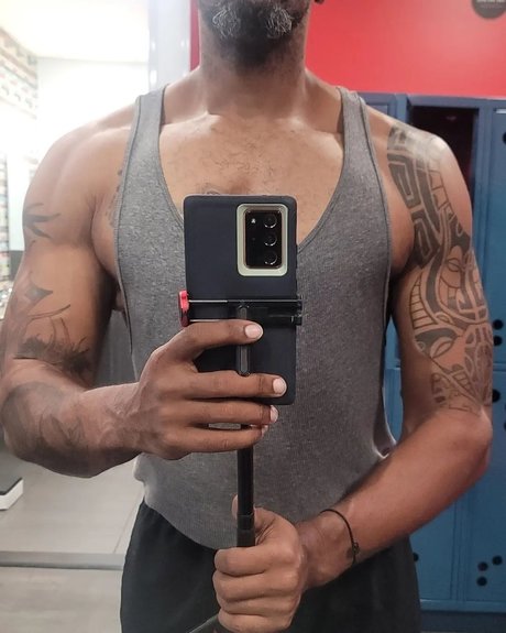 RayFitz_ star top image