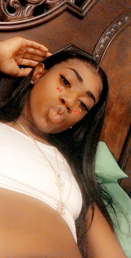 RawwassDayy_ nice model image