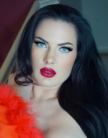 RAVEN ROSE PLATINUM PAGE sexy pornstar images