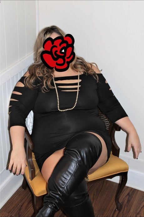 Raven DeVille s Teaser Page hot model img