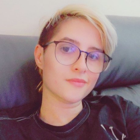 Ravan Stone erotic model picture