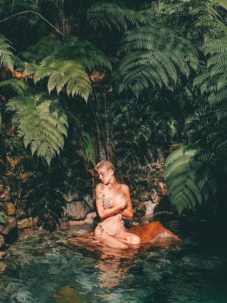 RARA model naked pictures