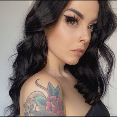 raquel eden naked actress img