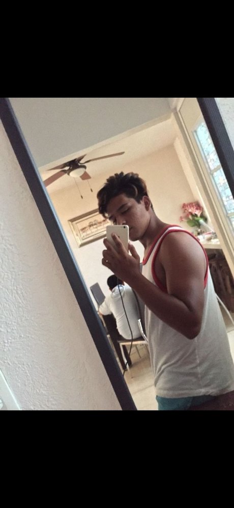 Ricardo Hern ndez star exclusive pics