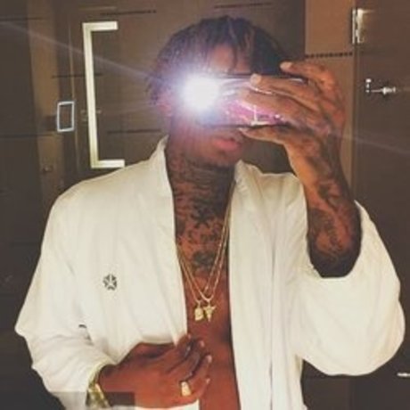 Make Out Paradise_ exclusive actress pics