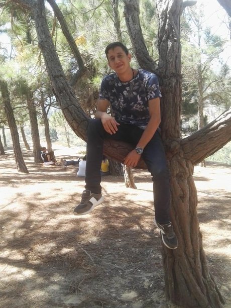 Ricardo Castilla model naked photo