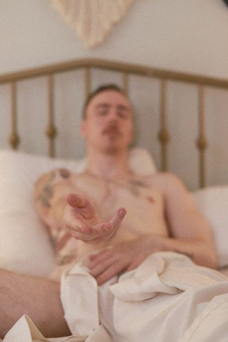 Zacharias Rains model top images