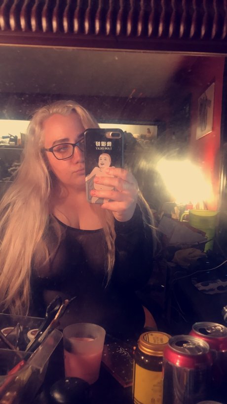 rhylaa pornstar image