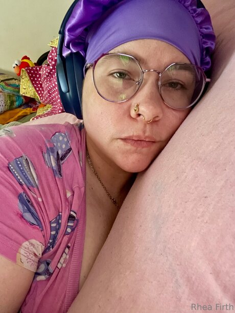 r NO PPV erotic star photos