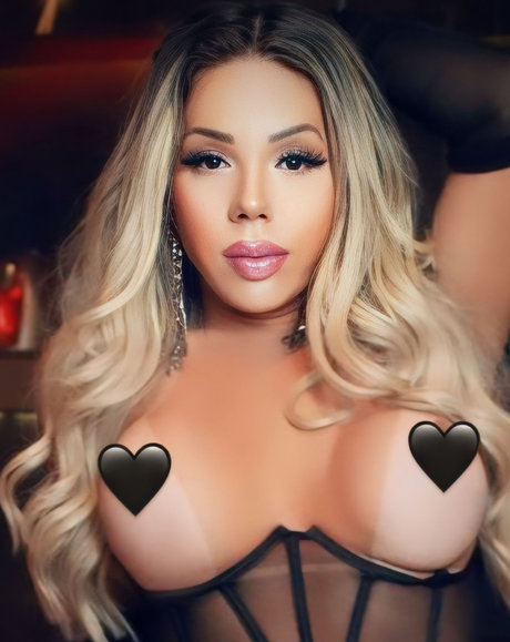 Renata Pazzini pretty pornstar image