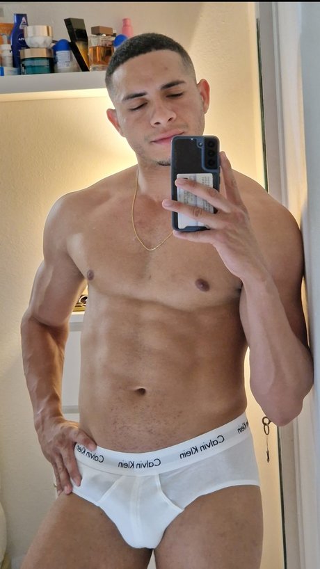 reikxxl exclusive actress pic