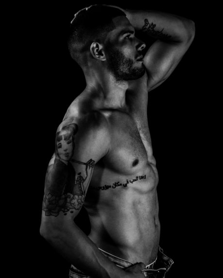 Renato Cruz pornstar nude picture