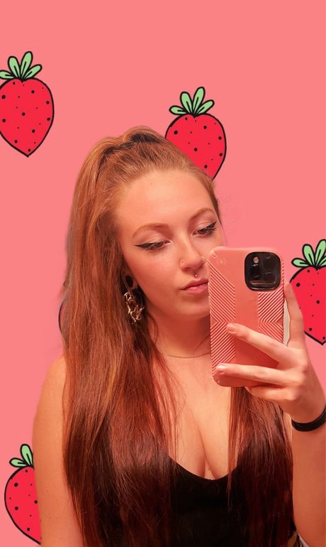 Red Ivy model exclusive archive