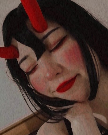 RedCheecks star sexy photos