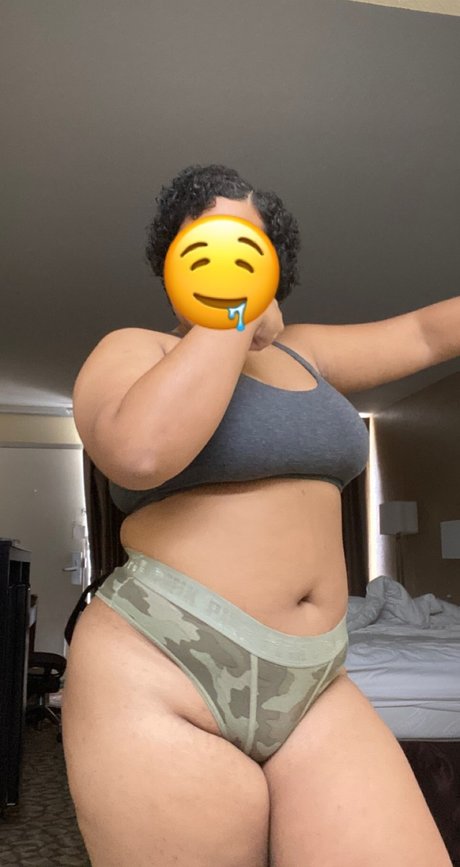 Rayeraye model exclusive pictures