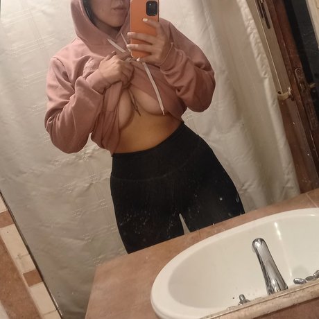 Rebecca Salazar high quality model pictures