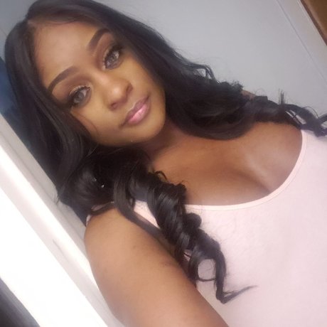 Roxyonthepole pornstar pic