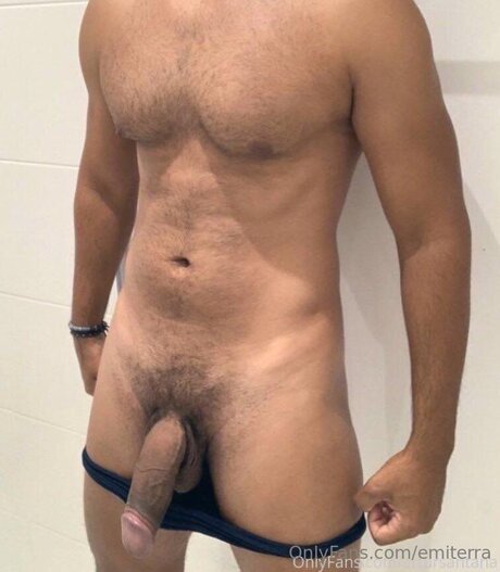 Terra Daddy nude star pics