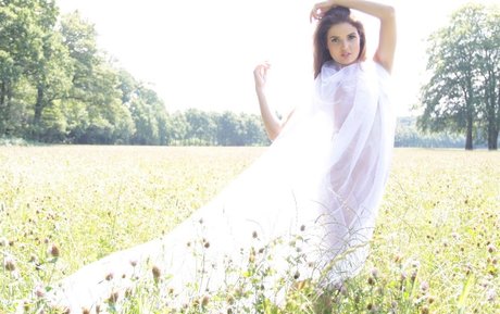 Roosali beautiful star photos