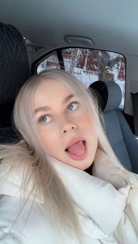 Ronja_ nude model photo