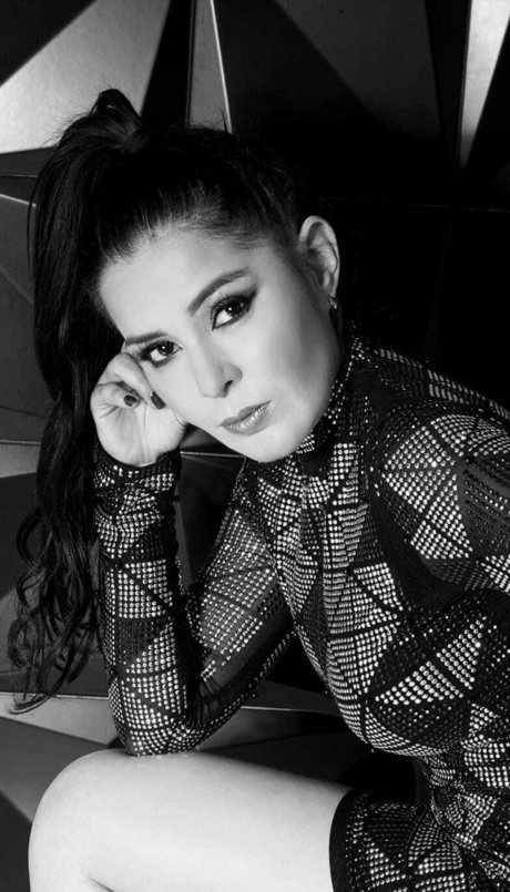 romina beautiful model picture