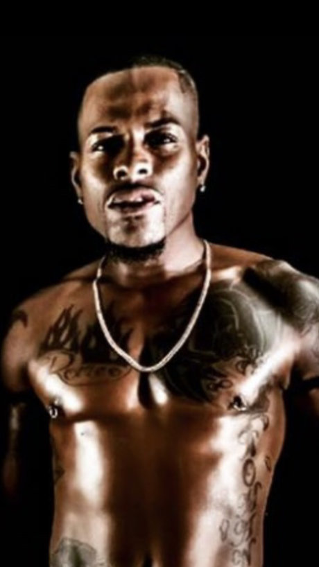 Romeo St James star hot pics