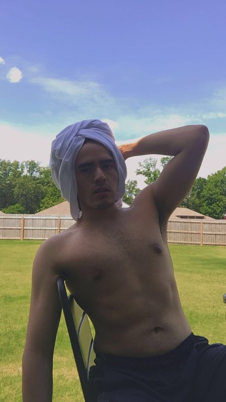 Rodri Official model sexy pics