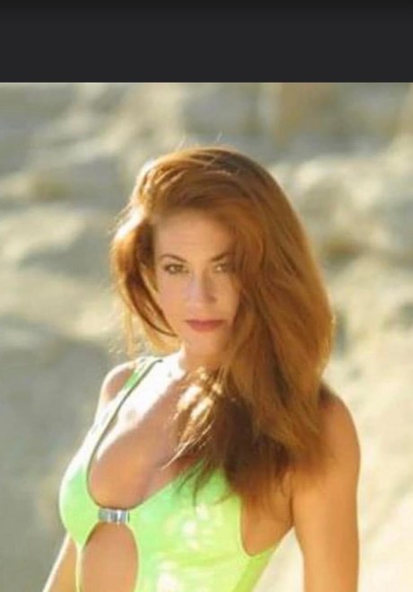 RocknRolleen hd actress pics