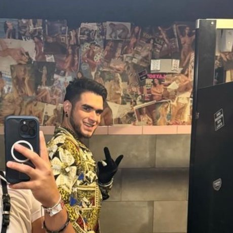 Rixio sexy actress images