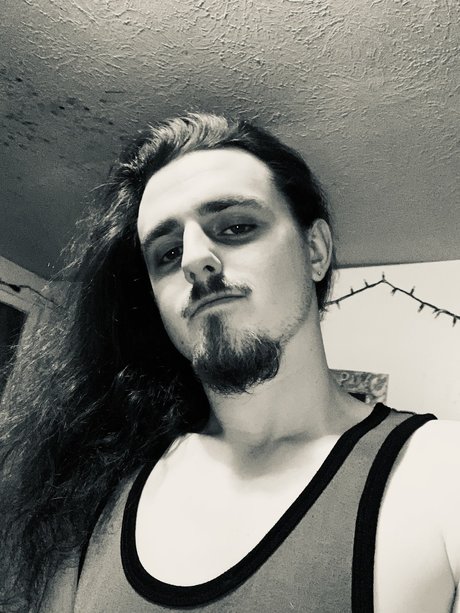 River Jacobs xxx model photo