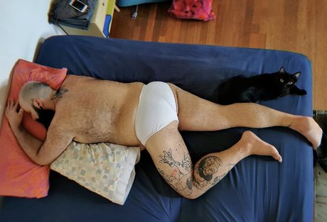 Rub n pretty actress archive