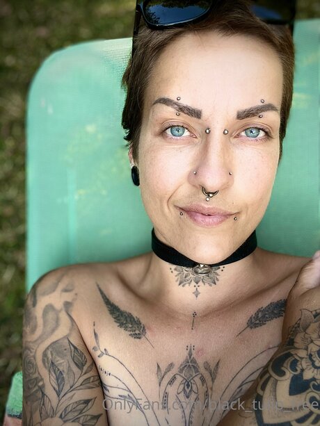 rubber tulip top pornstar photos