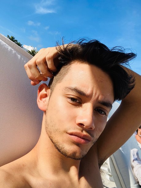 El Rey nude actress galleries