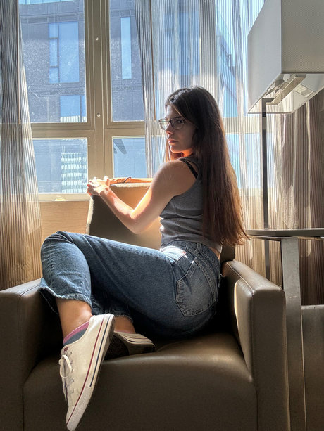 Rowana perfect model photo