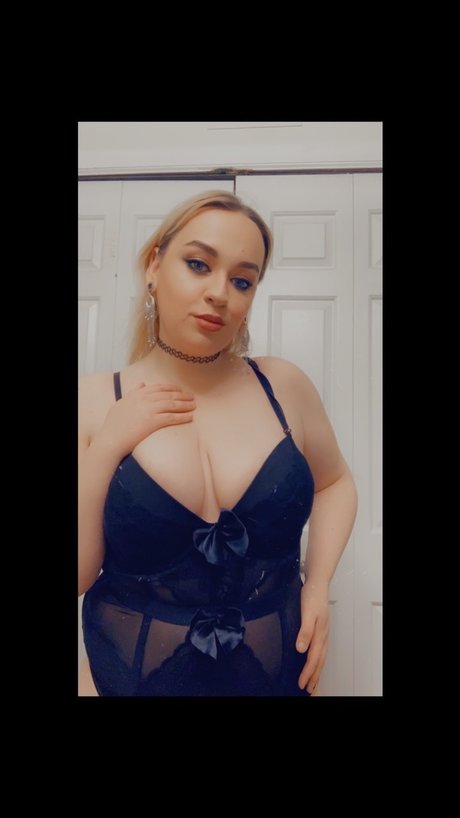 Rose Feather VIP pornstar archive