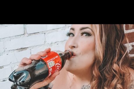 Sally O MalleyVIP erotic model photo