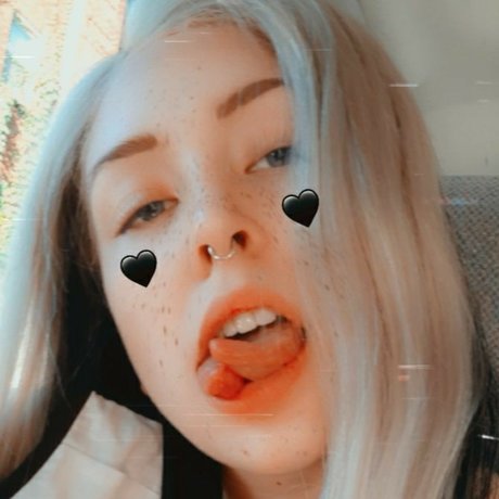 Salem Sinclair star nice img