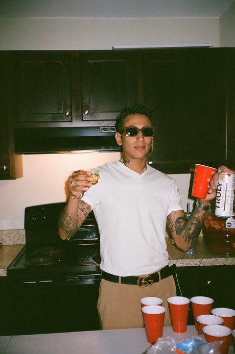 Saint_ nude pornstar pictures