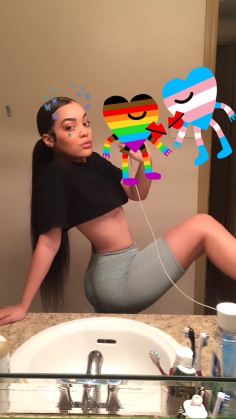 Rican Mamii star exclusive pics