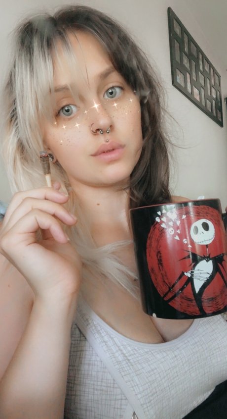 RyleeQuinn art star image