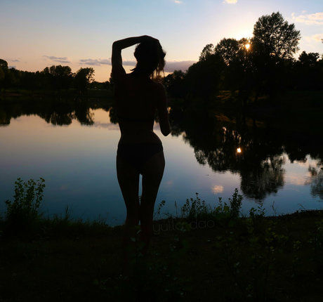 yulladao sexy model photo