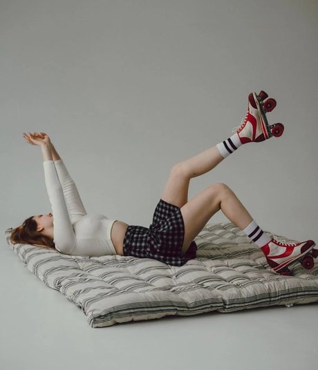 Katya Sitak perfect star images