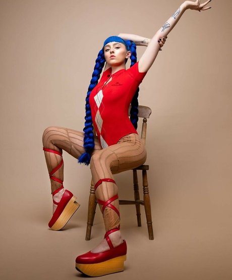 Ashnikko model hd pic