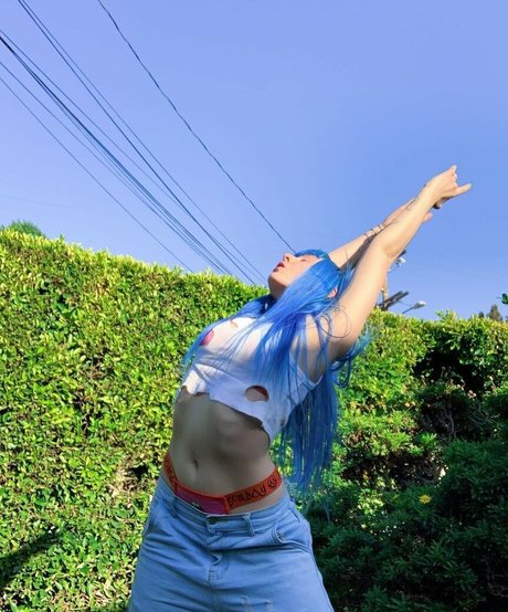 Ashnikko best actress pics