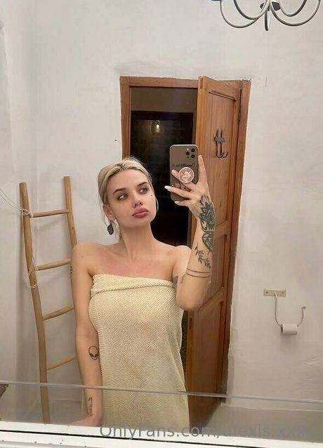 alexis xxxx free pornstar photos